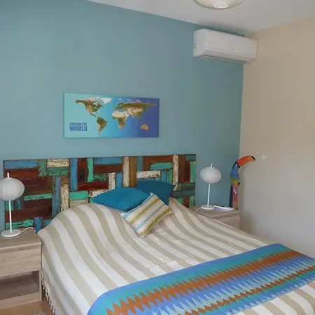 Hibiscus Vila